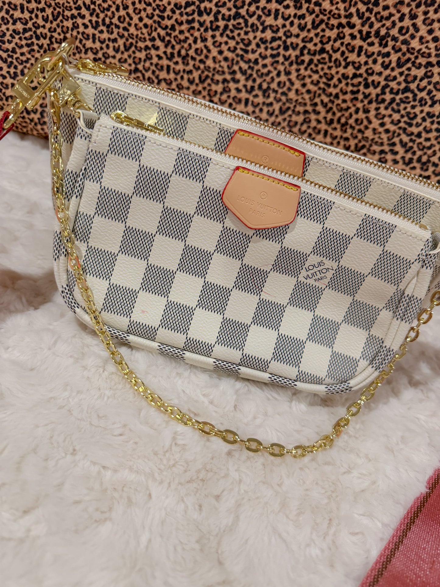 Crossbody (came with small flaw)