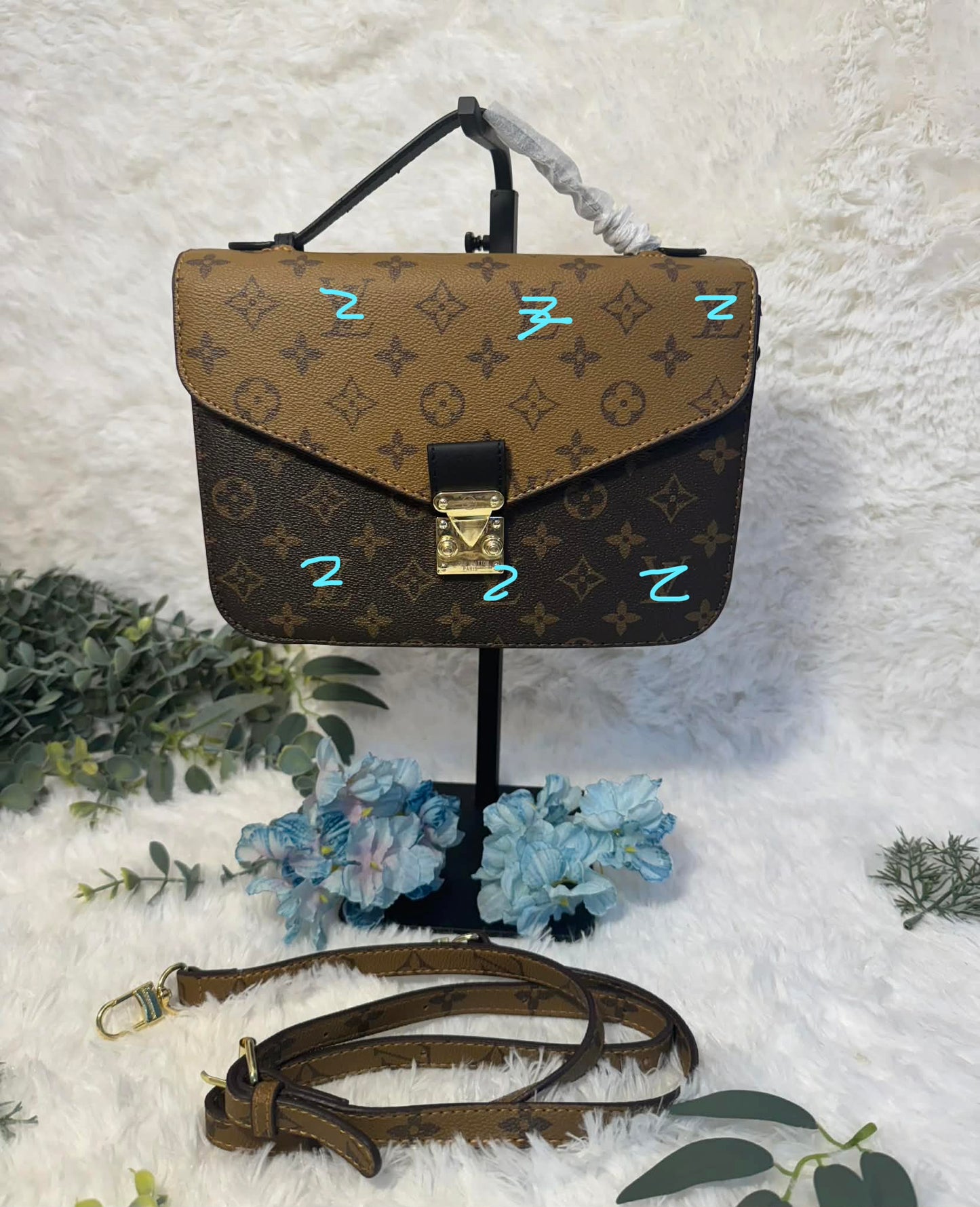 Two tone crossbody