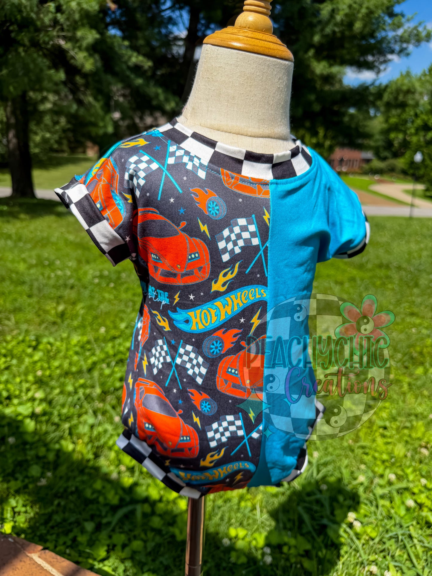 Split romper with snaps