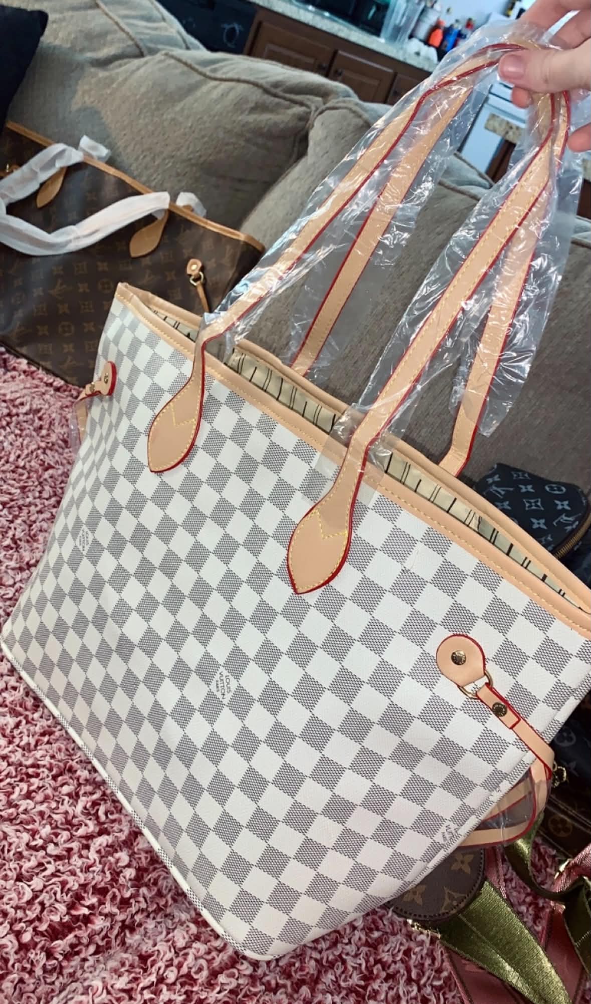 Checkered tote