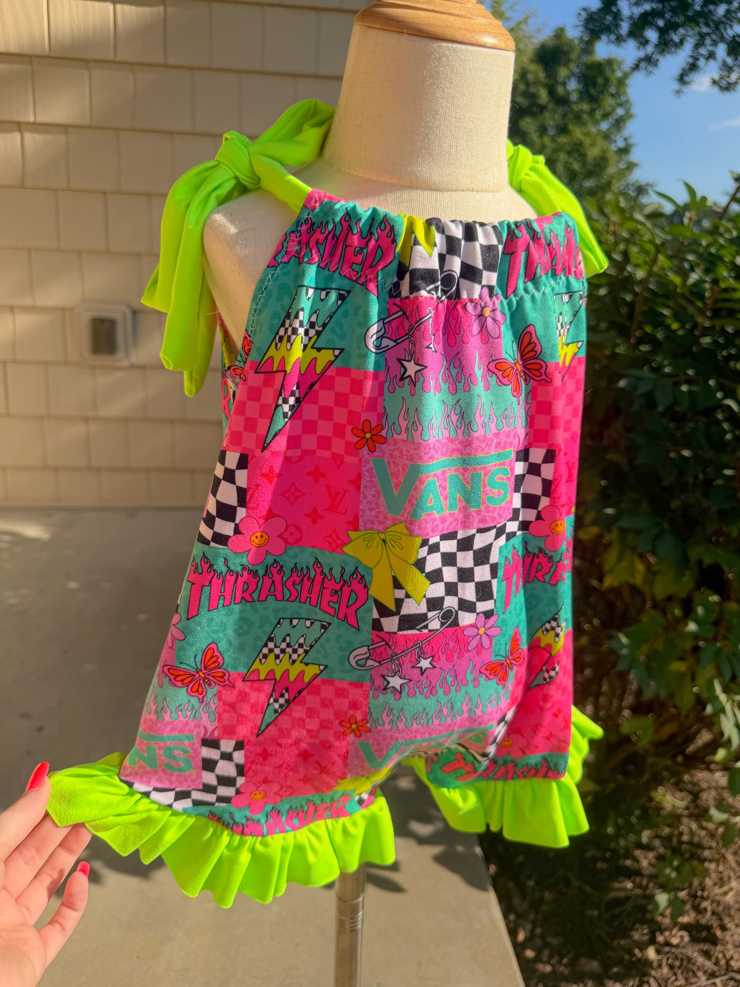 Thrasher rose romper (can fit bigger)