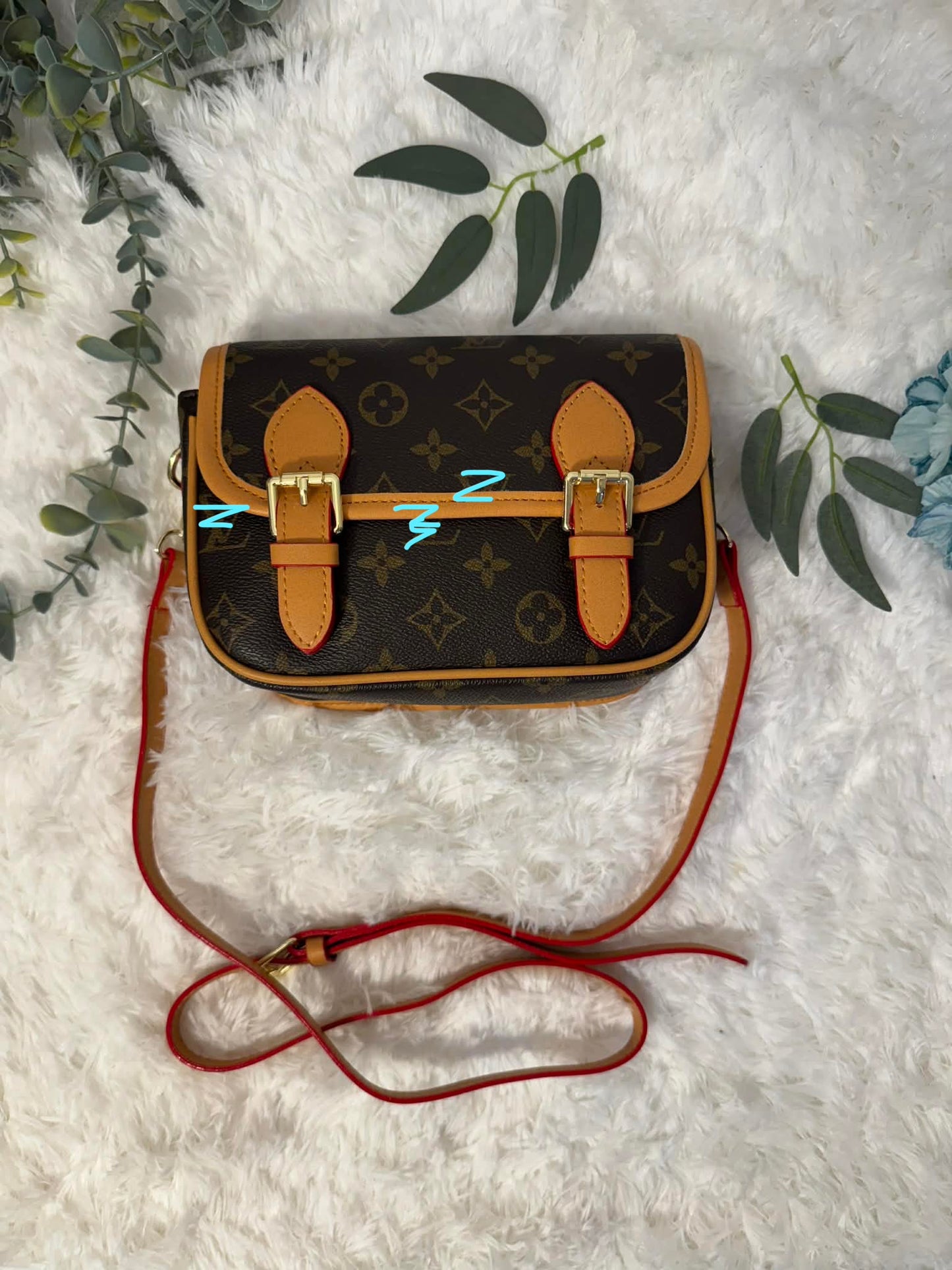 Small crossbody