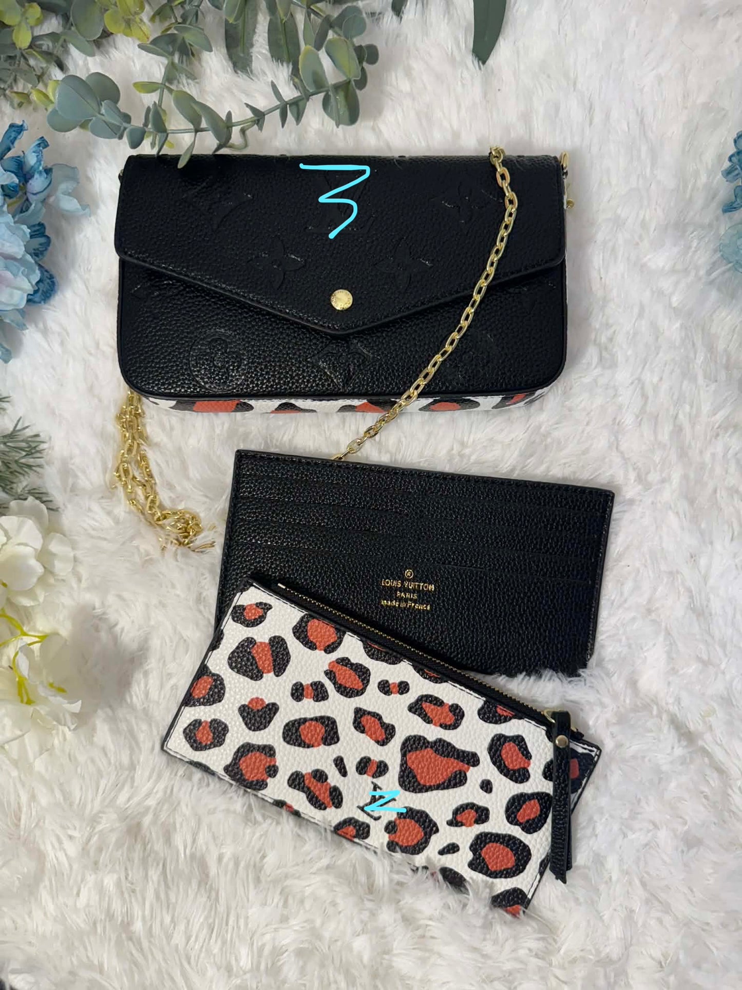 Black cheetah crossbody