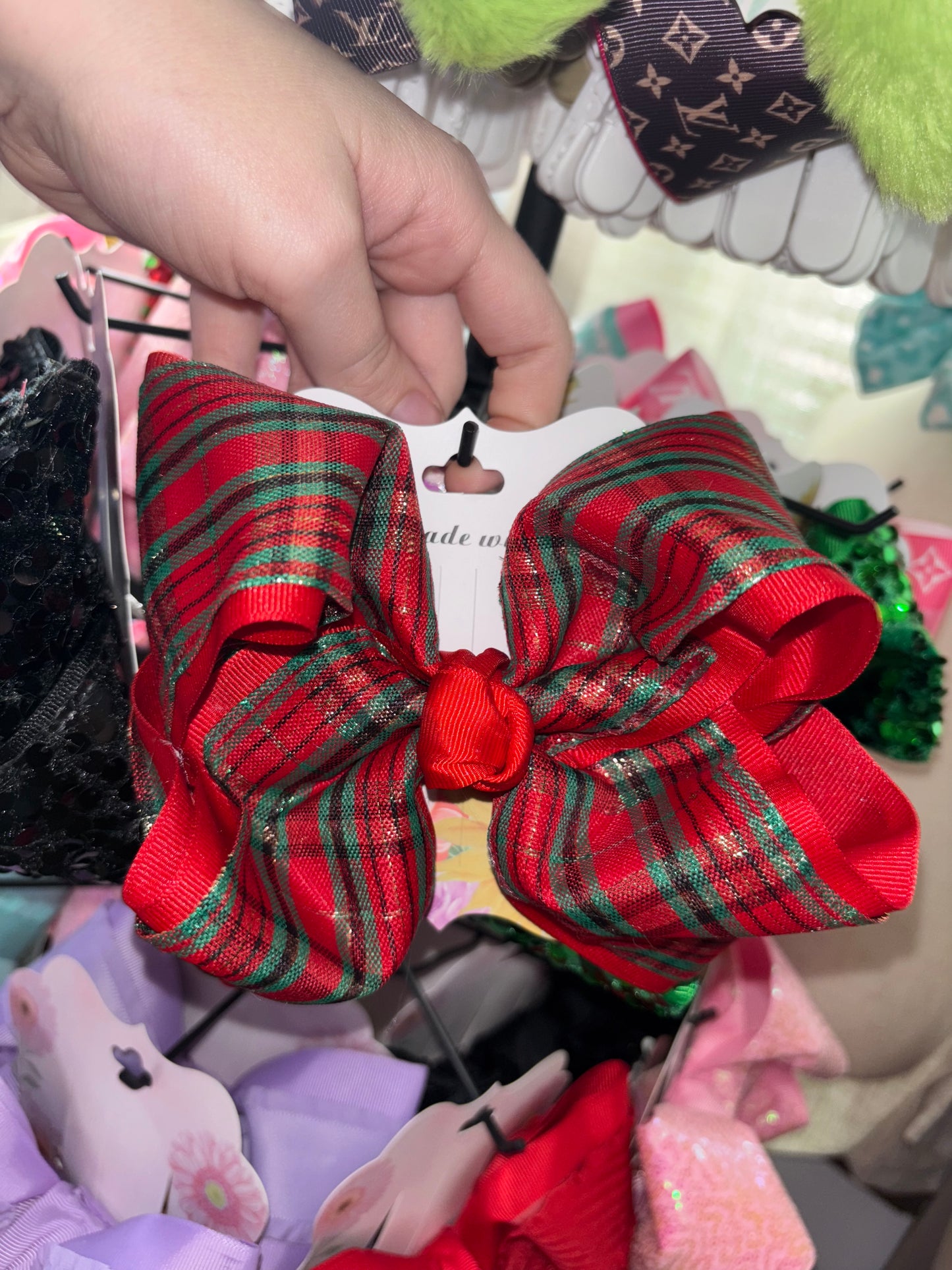 6in clip bow