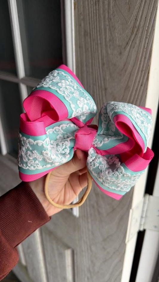 6in nylon bow
