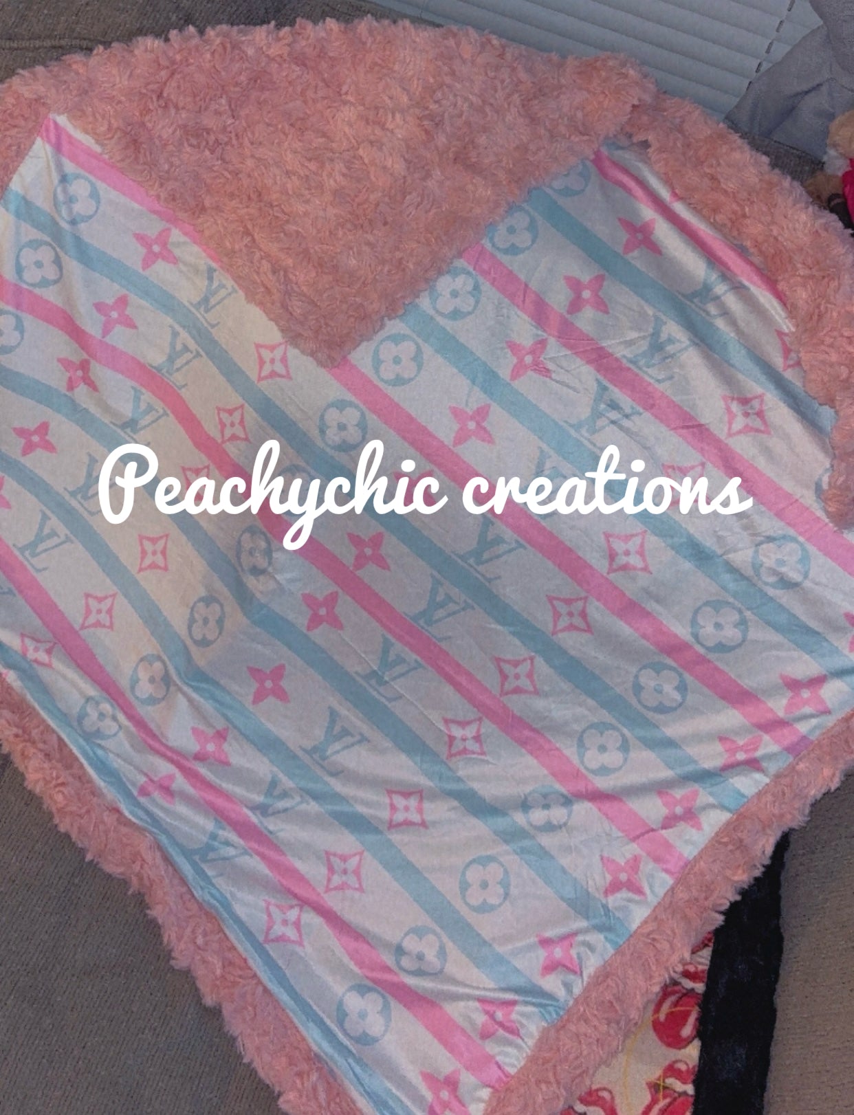 THICK FUR/ plushy blankets 40x40 baby/ toddler size