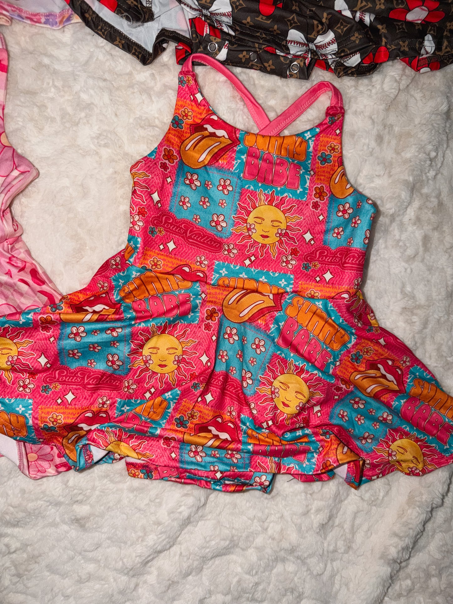 Sunny babe skirted Brielle