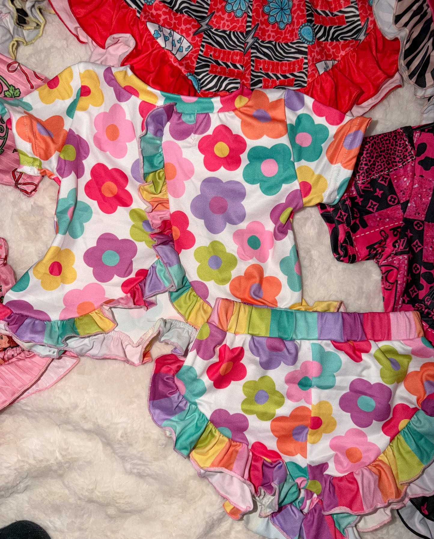 Colorful ruffle set