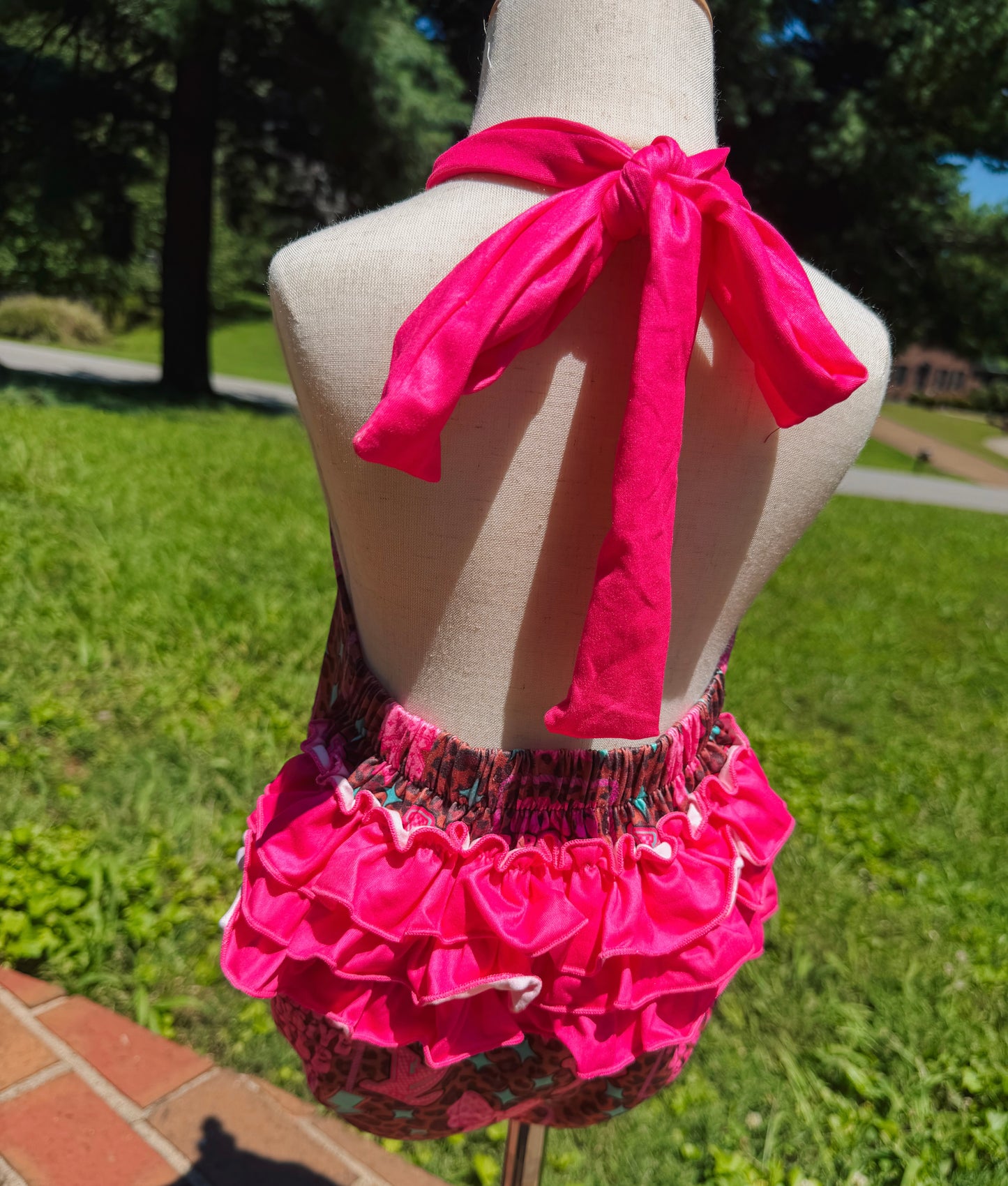 Mamas bestie ruffle butt/ messy wrap set 12/18m