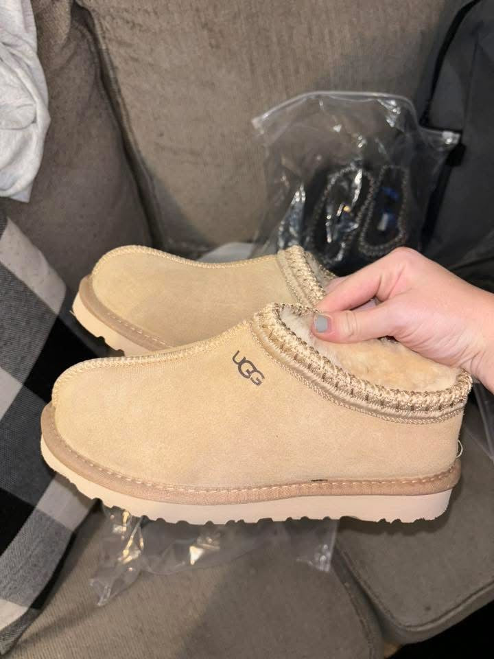 Women’s slippers