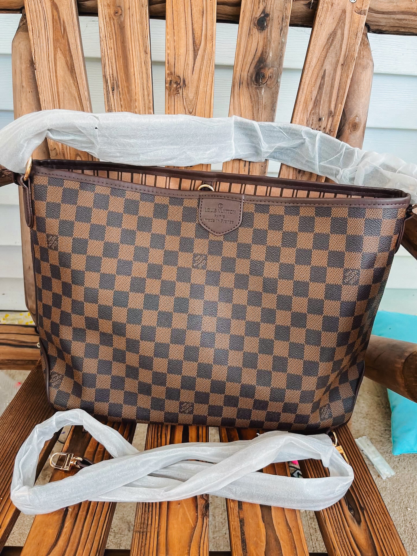 Checkered tote