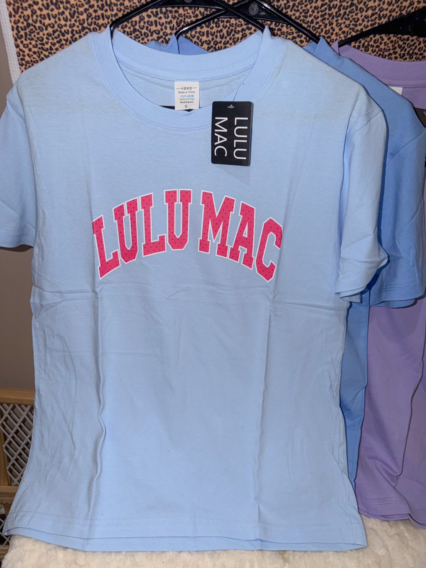 Small tee